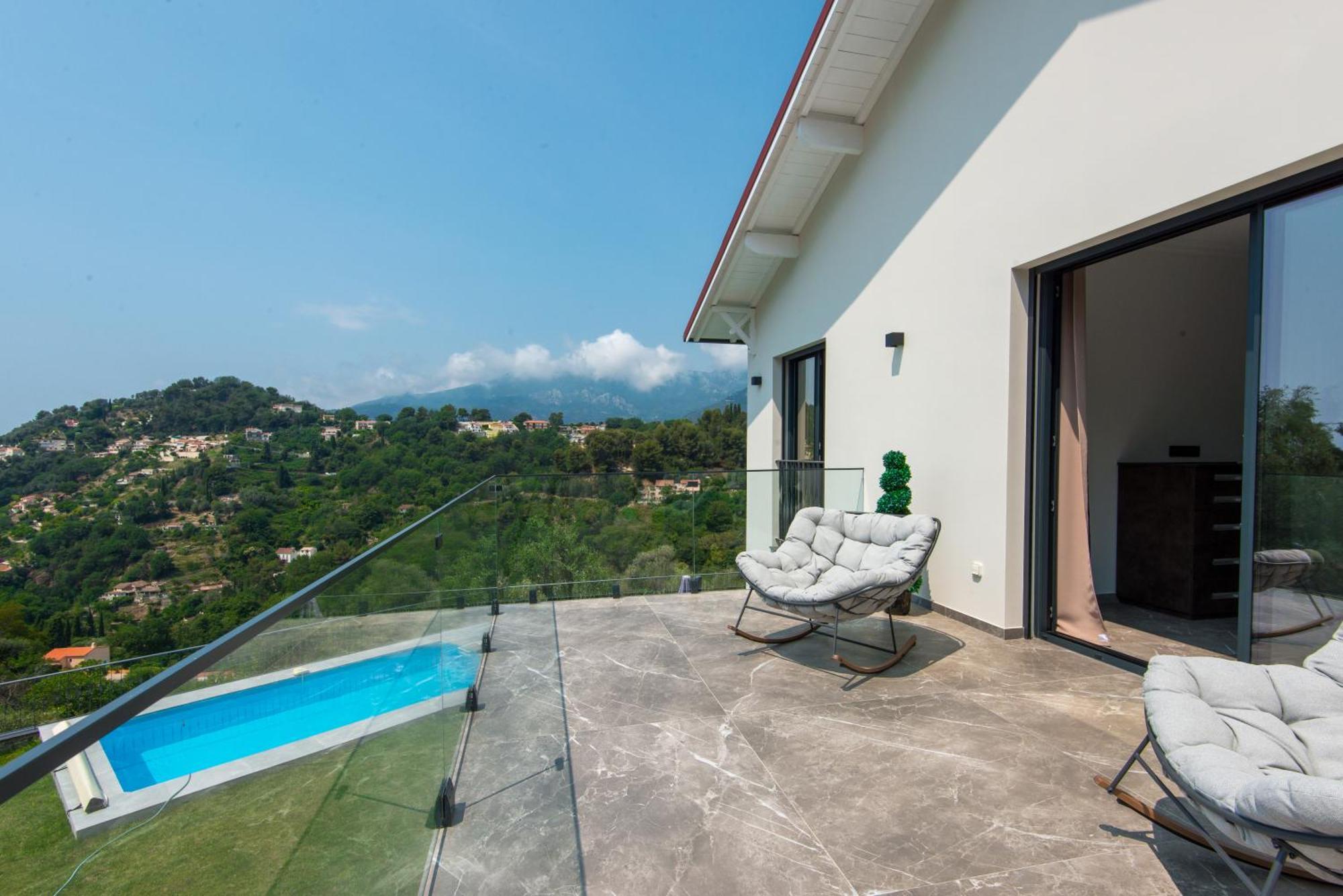 Jolie Maison Au Calme Menton Exteriér fotografie